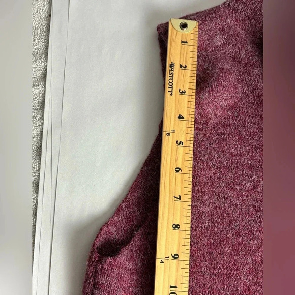 Soft Surroundings Marled Red Solange Belted Longline Sweater Vest Size L - Picture 11 of 11